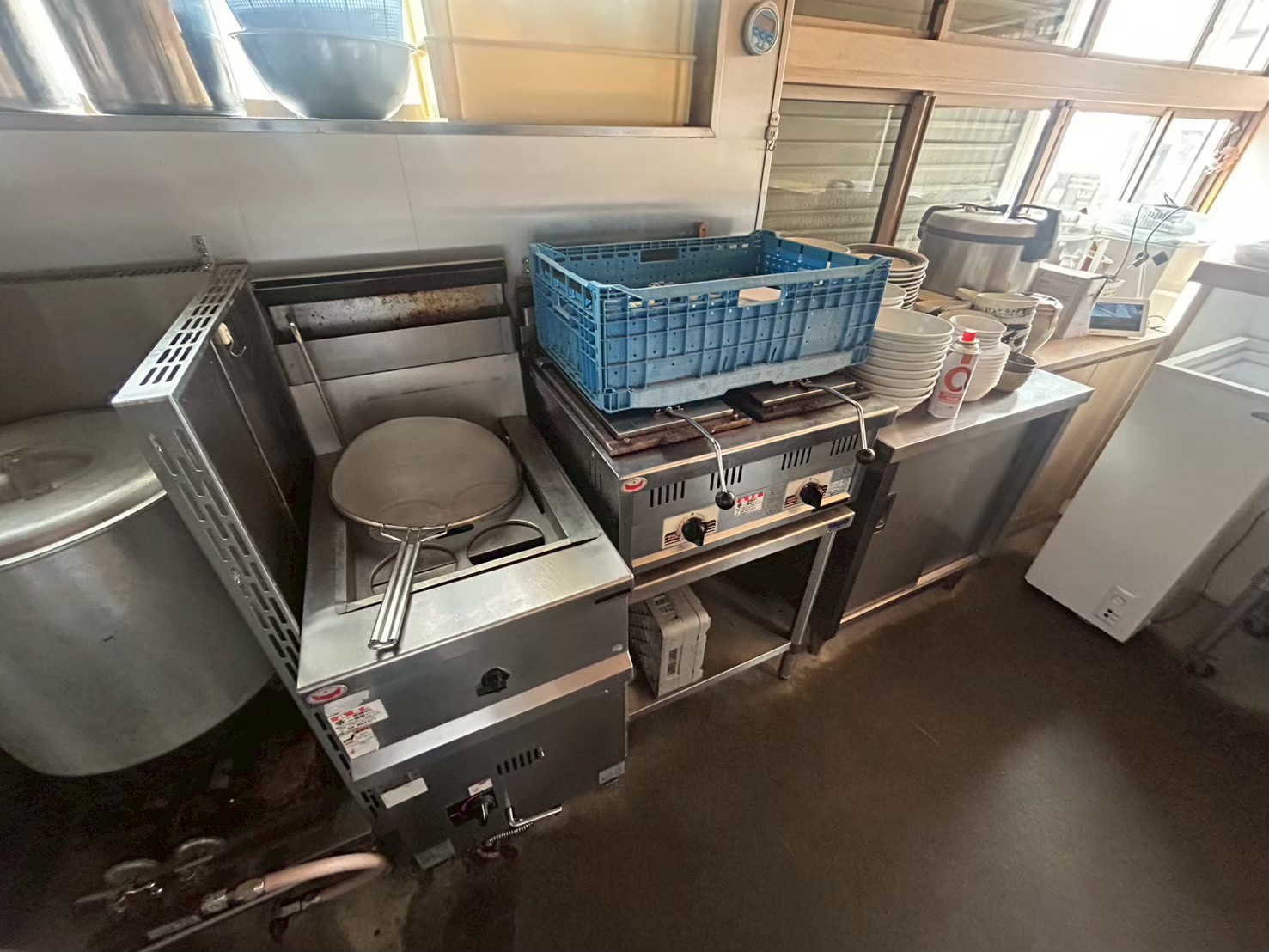 大泉町5丁目 売1棟店舗